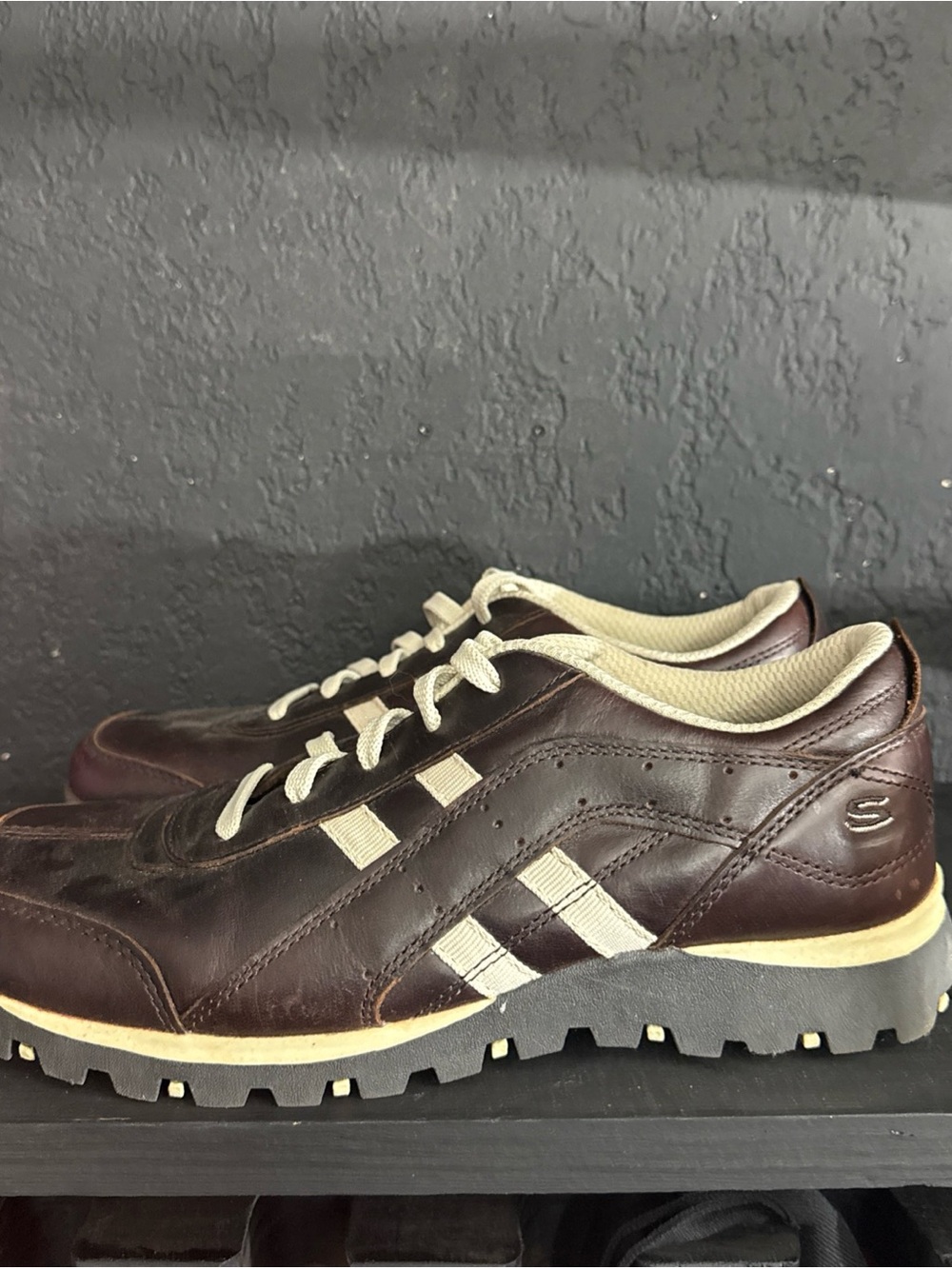 Sketchers Vintage NWOT Size 8.5 Dark Brown Leather Lace-up VG+